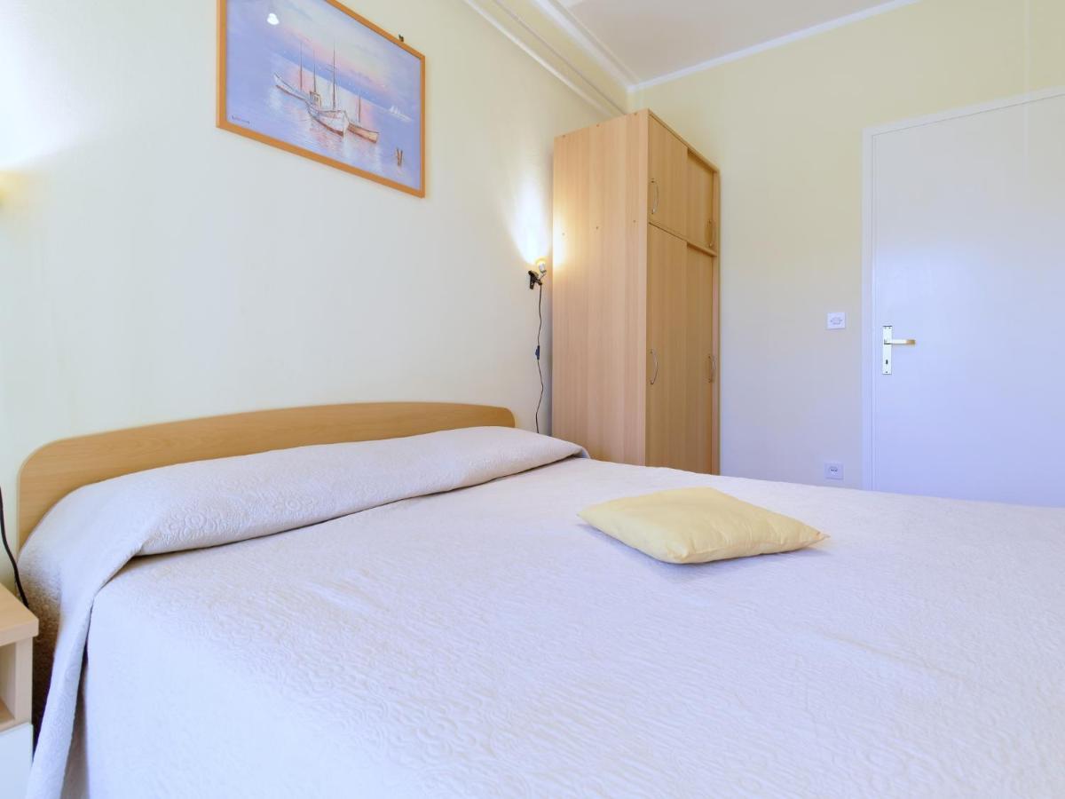 Apartments Marta By Rent Istria Novigrad Istria Dış mekan fotoğraf